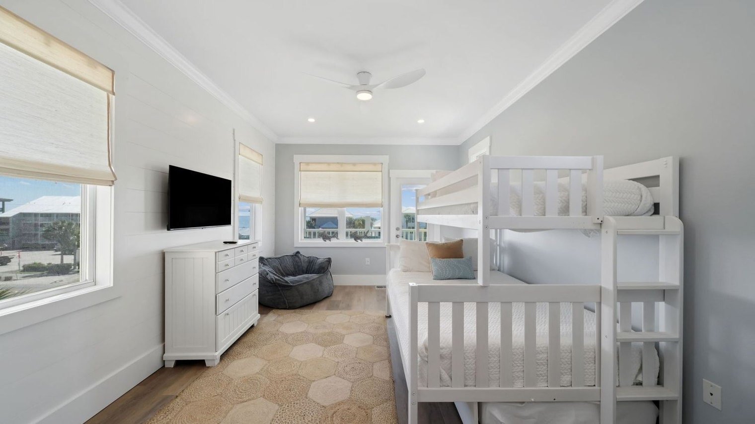 Building Photo - 25 Seabreeze Trail