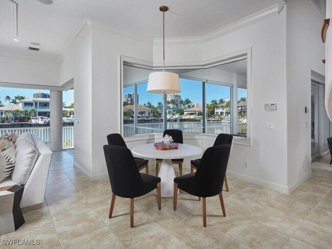 Building Photo - 4419 Crayton Rd