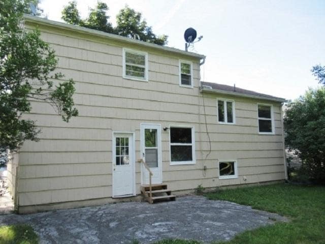 Building Photo - 3 bedroom in Rochester NY 14606