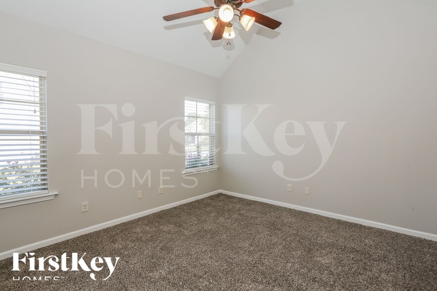 Building Photo - 120 Ridgecrest Rd