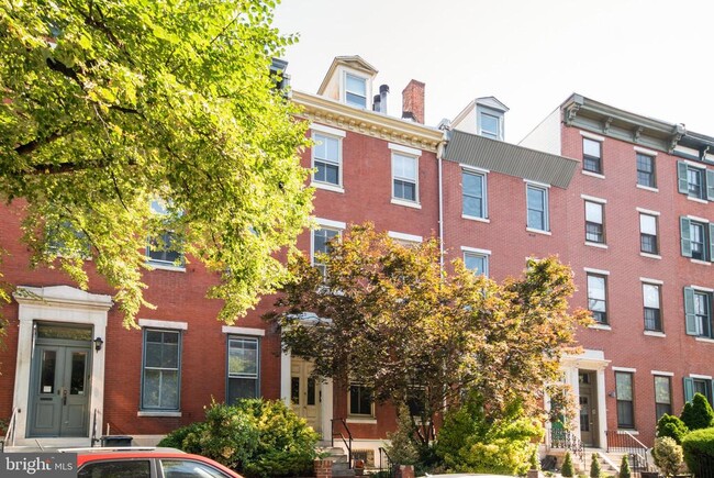 Building Photo - 1529 Green St