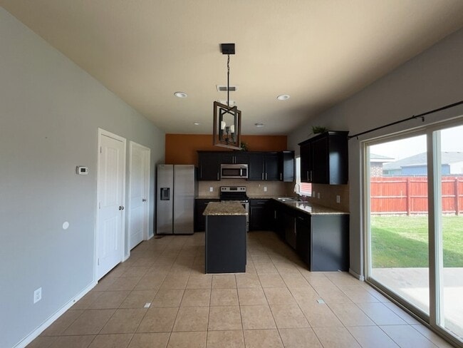 Building Photo - 6308 Spring Buck Run
