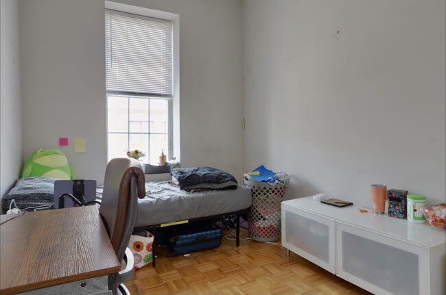 Building Photo - 328 Palisade Ave