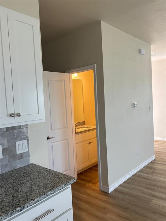 Building Photo - 515 Whirlaway Dr