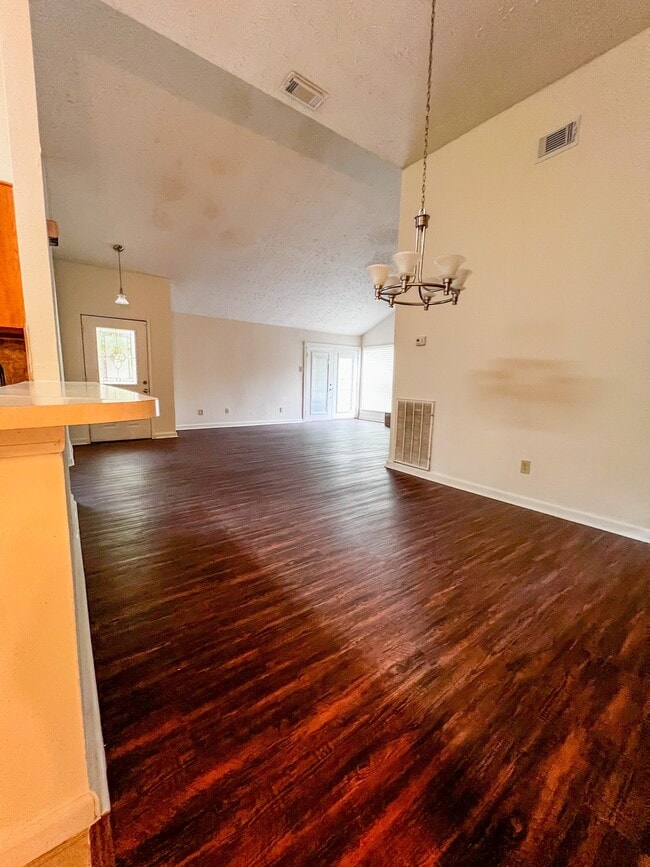 Building Photo - 12704 Hollandale Dr