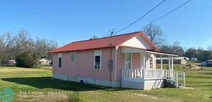 Building Photo - 4144 Herring Ave