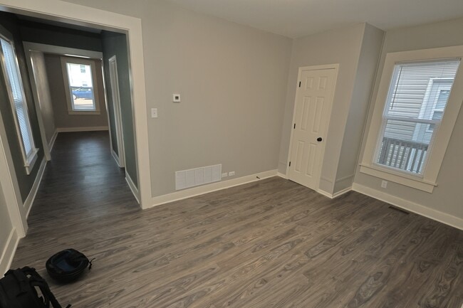 Building Photo - 621 Kiowa St