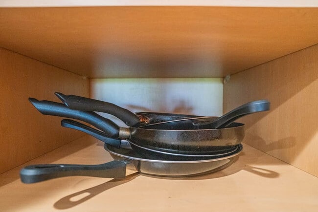 Building Photo - 1275 E University Dr