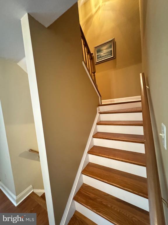 Building Photo - 185 Daylesford Blvd