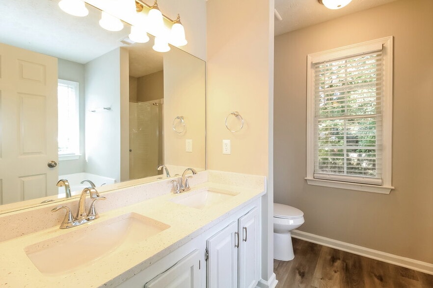 Building Photo - 3580 TraddSprings Way