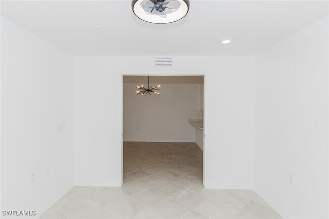 Building Photo - 5410 Double Eagle Cir