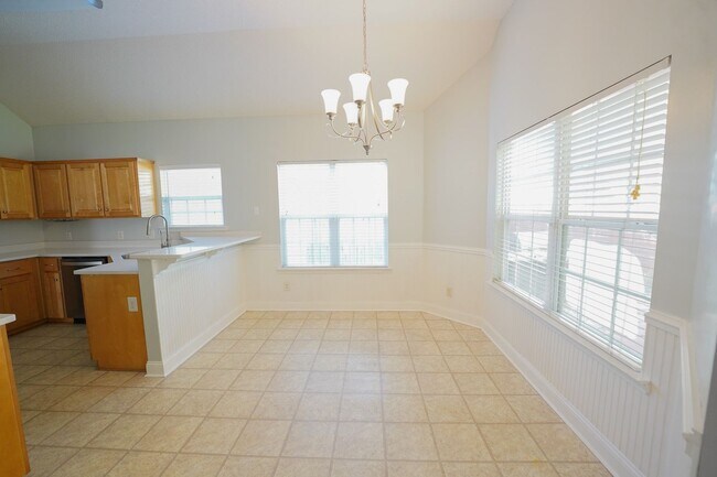 Building Photo - Coming Available!