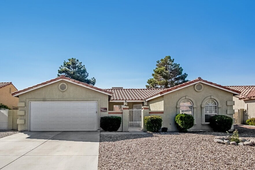 Primary Photo - 7125 W Tropical Island Cir