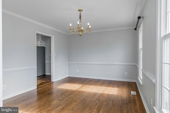 Building Photo - 2009 White Lake Dr