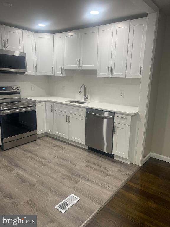 Building Photo - 4803 Paulson Dr