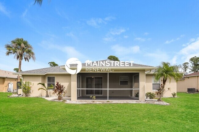 Building Photo - 3 Bedroom Pet-Friendly Home in NORTH PORT, FL with Main Street Renewal