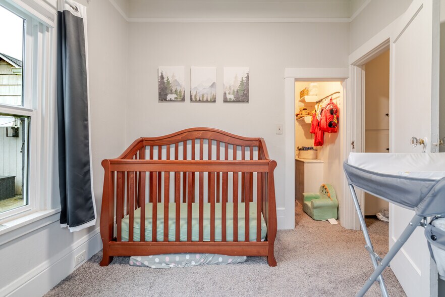 Building Photo - 200 W Arlington St