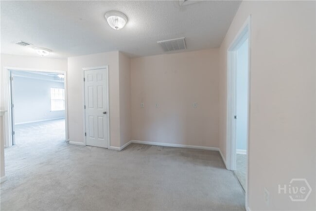 Building Photo - 504 Golden Grove Ln