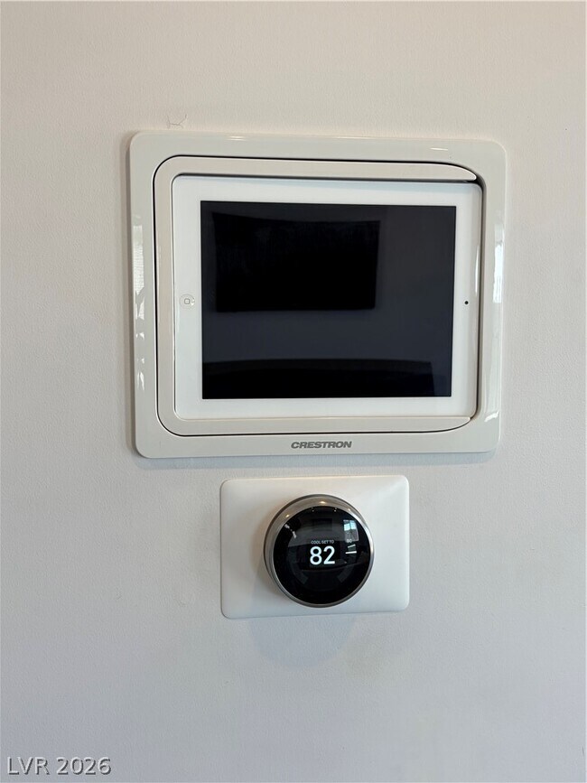 Building Photo - 3988 Delos Dr