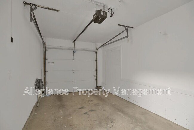 Building Photo - 5824 Wye Oak Commons Ct