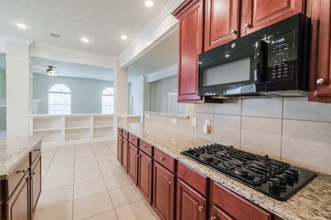 Building Photo - 6811 Gonzales Pt