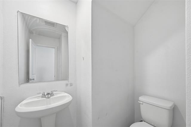 Building Photo - 932 Grebe Dr