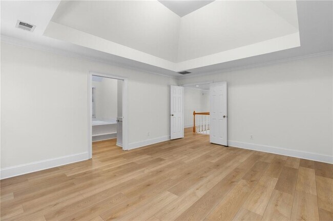 Building Photo - 5941 Wilbanks Dr