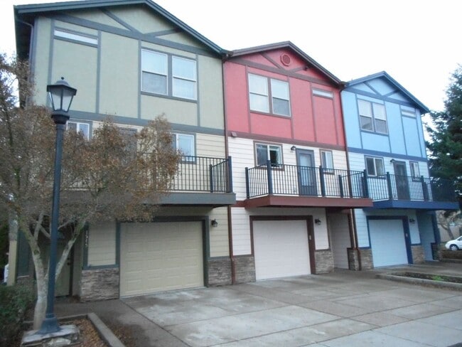Building Photo - 1555 Dolores Wy