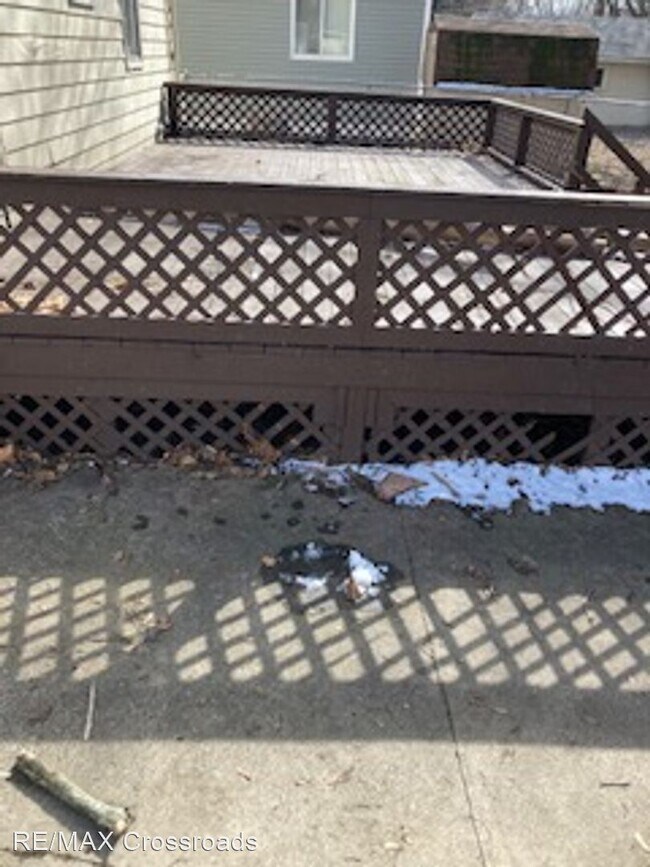 Building Photo - 3 br, 1 bath House - 1042 Frederick blvd