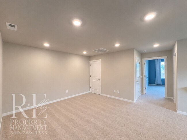 Building Photo - 6657 Yorktown Pl NE