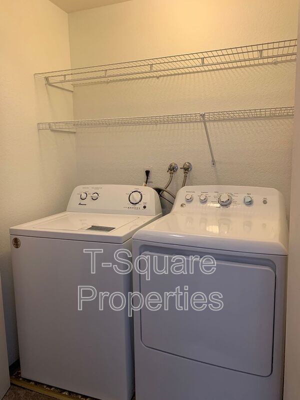 Building Photo - 12120 E Gibson Rd