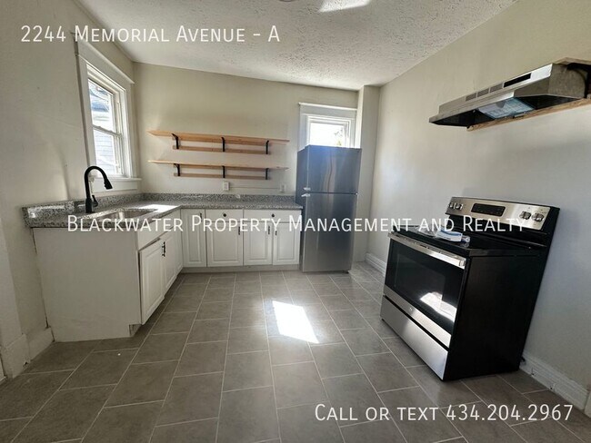 Building Photo - 2244 Memorial Ave
