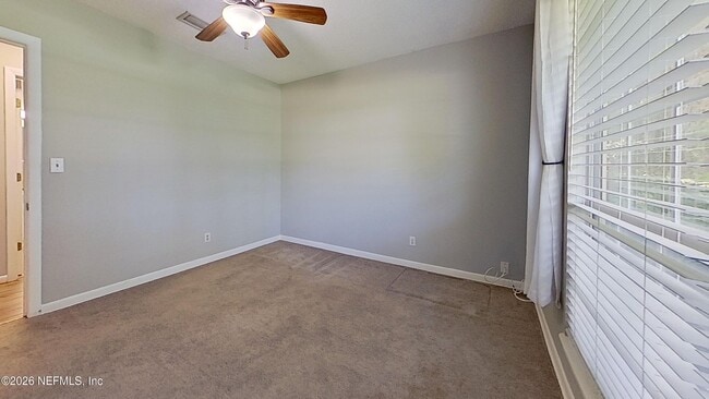Building Photo - 1301 Kings Rd