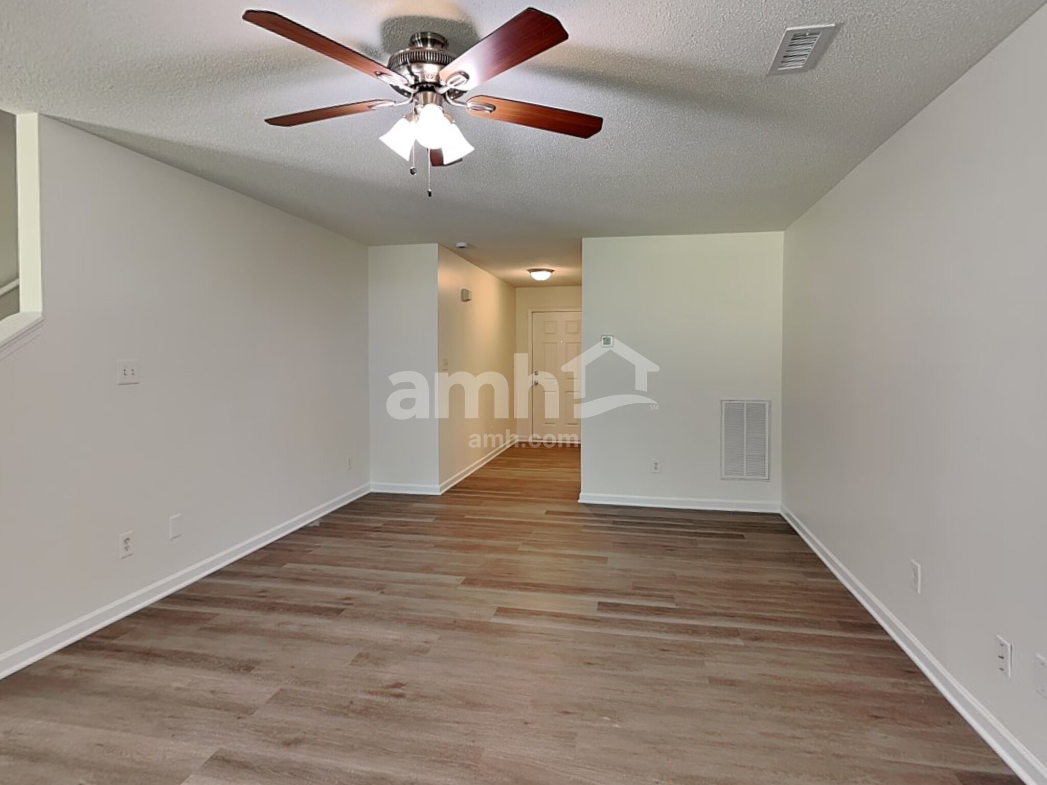 Building Photo - 6820 Squirrels Foot Ct