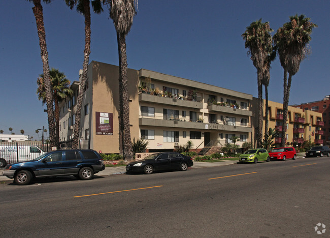 Primary Photo - City Place Apartments