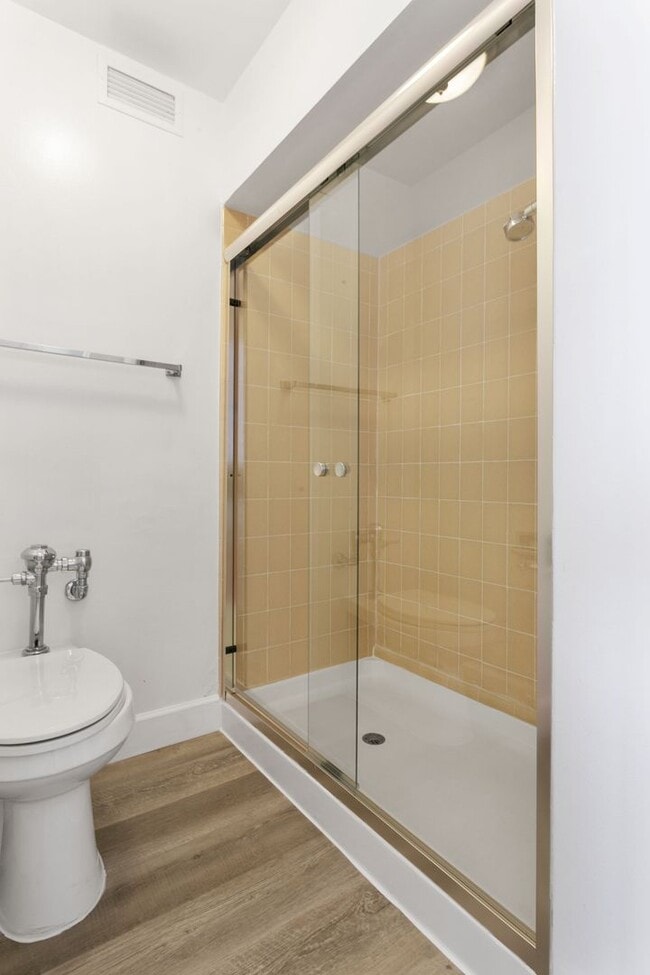 Building Photo - 66 Cleary Ct