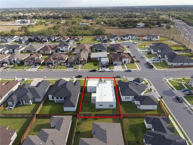 Building Photo - 23 Providence Ave