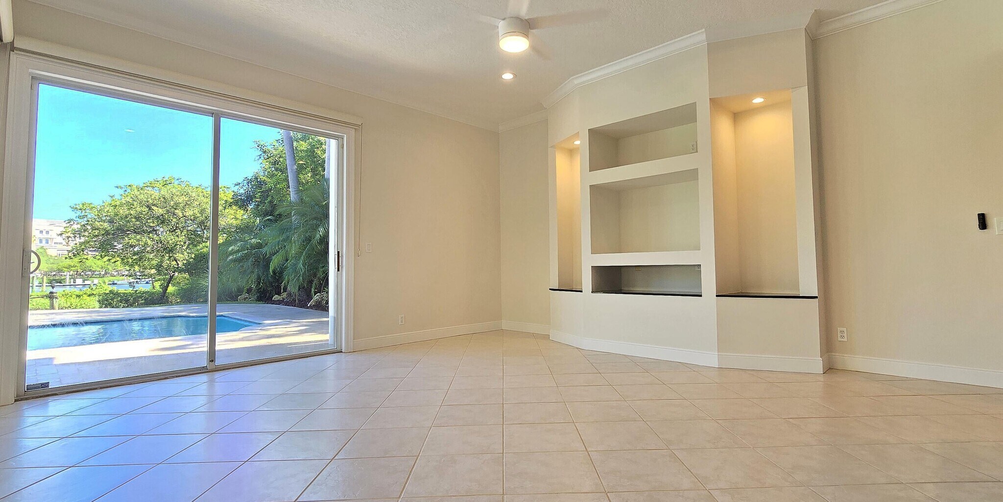 Building Photo - 111 Fishermans Way