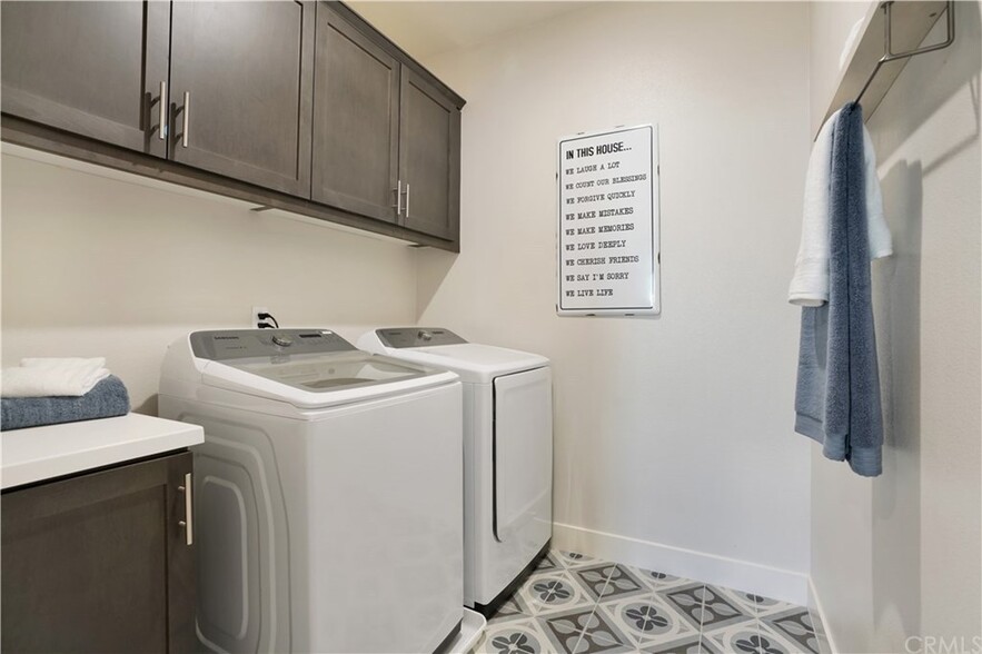 Laundry room - 9855 11th St