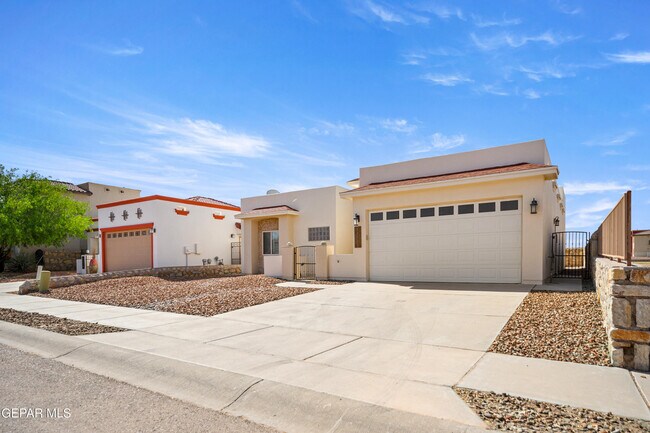 Building Photo - 14116 Rainbow Point Dr