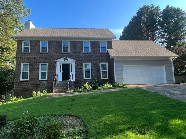 Welcome Home! - 1221 Settlebench Ln NW