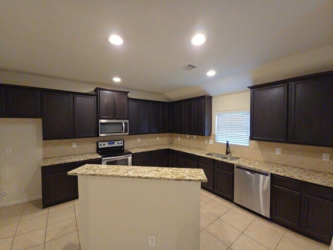 Building Photo - 20503 Parazetta Pl