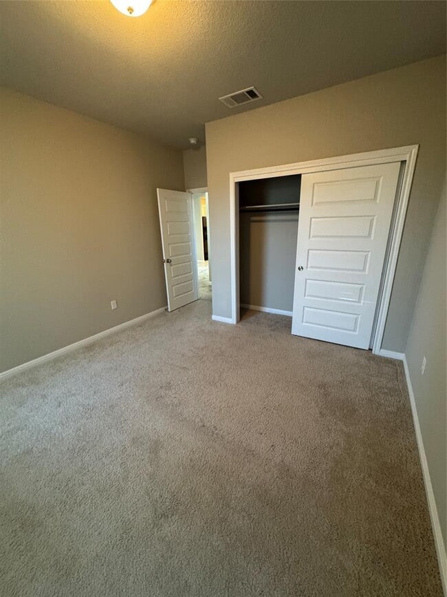 Building Photo - 204 Wilderness Trail