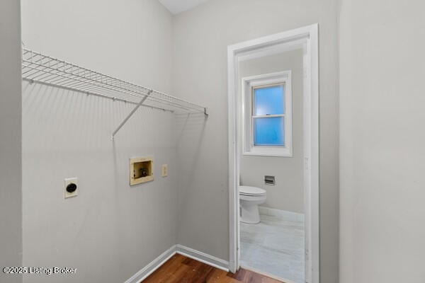 Building Photo - 1704 De Soto Terrace