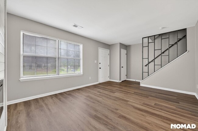 Building Photo - 4232 5th Ave S