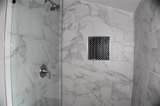 Building Photo - 17366 Metcalf Ave