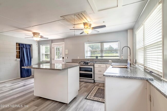 Building Photo - 5557 Co Rd 352