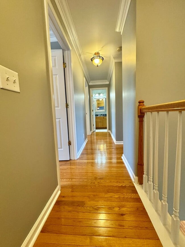 Building Photo - 3 Bedroom, 2.5 Bathroom w/ Bonus Room and 2 Car Garage in McKay's Mill