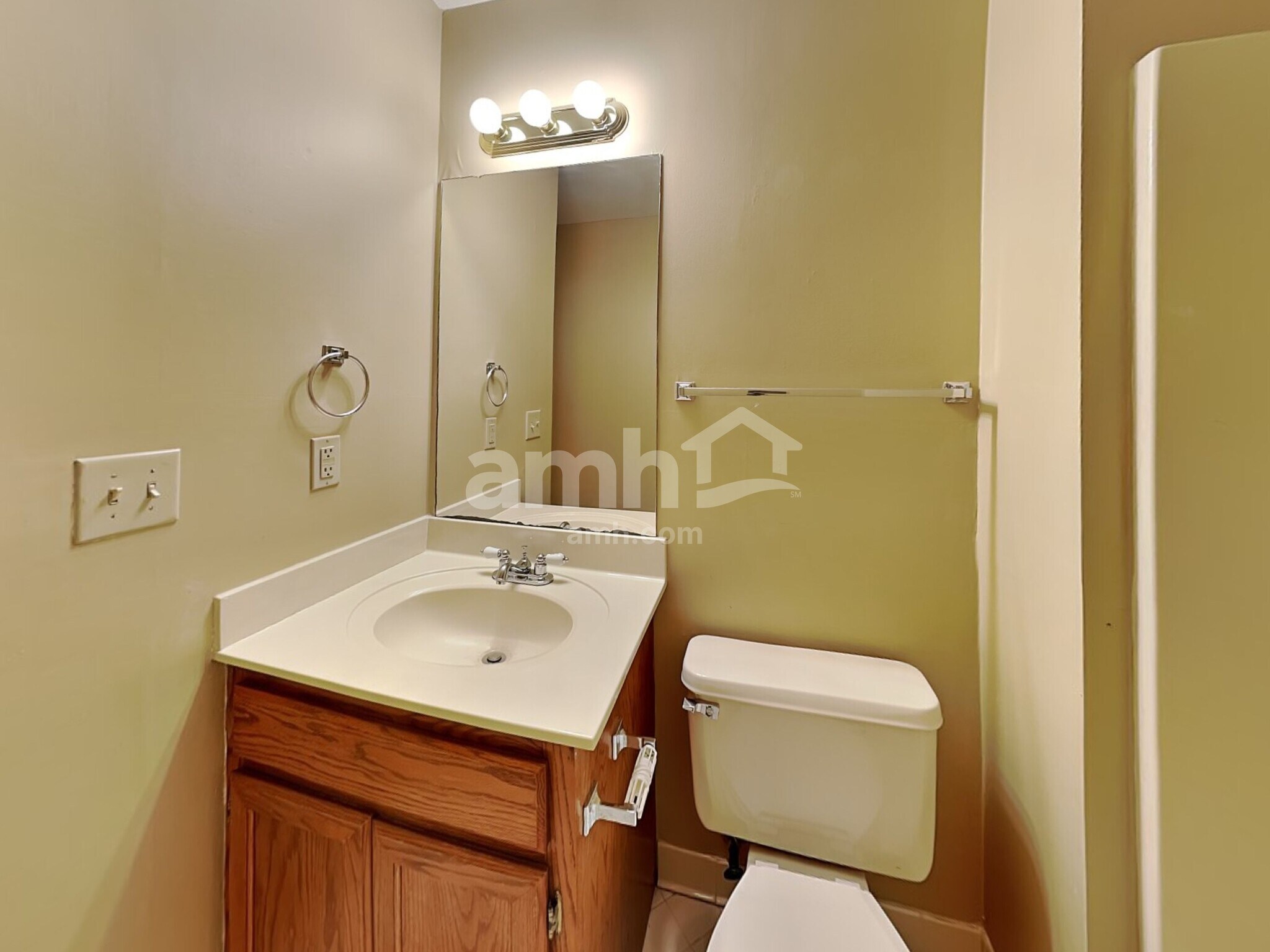 Building Photo - 1432 Brighton Cir