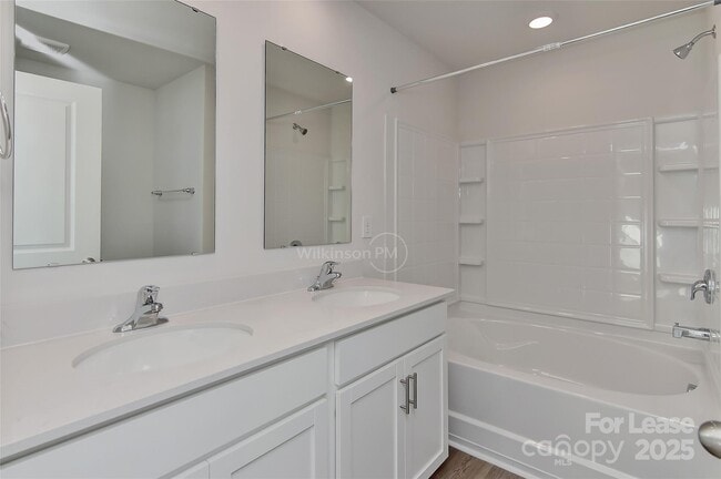 Building Photo - 149 Parker Claire Ln